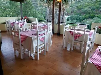 L'oleandro 3* ヴィッラシミーウス